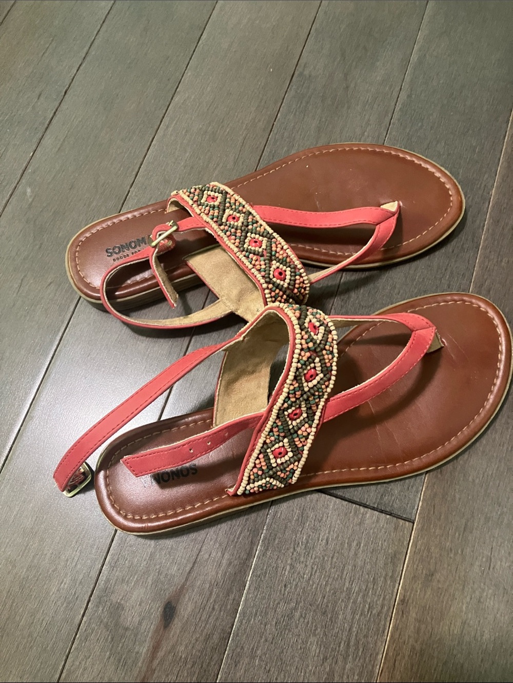Sonoma Goods for Life size 9 Embellished Coral Beaded T-Strap Women’s Sandals